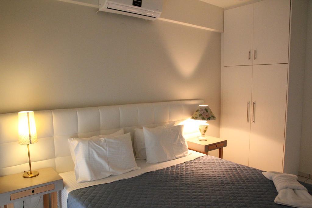 Holiday Luxury Villas Каламаки Екстериор снимка