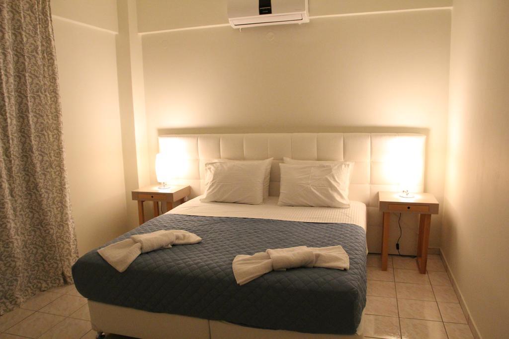 Holiday Luxury Villas Каламаки Екстериор снимка
