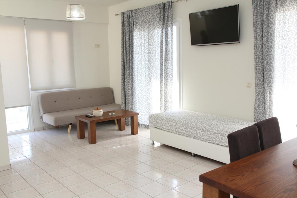 Holiday Luxury Villas Каламаки Екстериор снимка